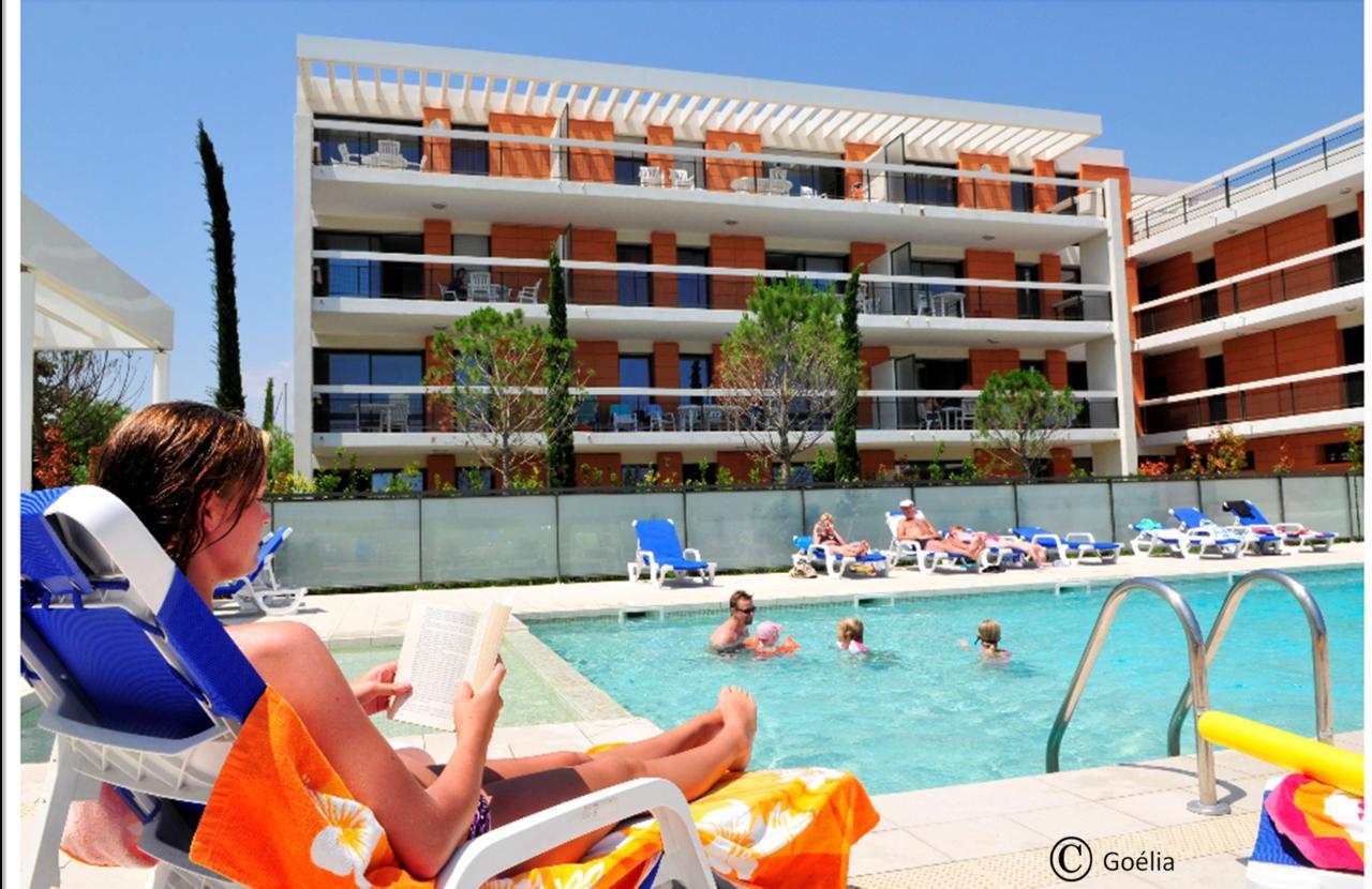 Residence Goelia Royal Cap Вилньов Любе Екстериор снимка